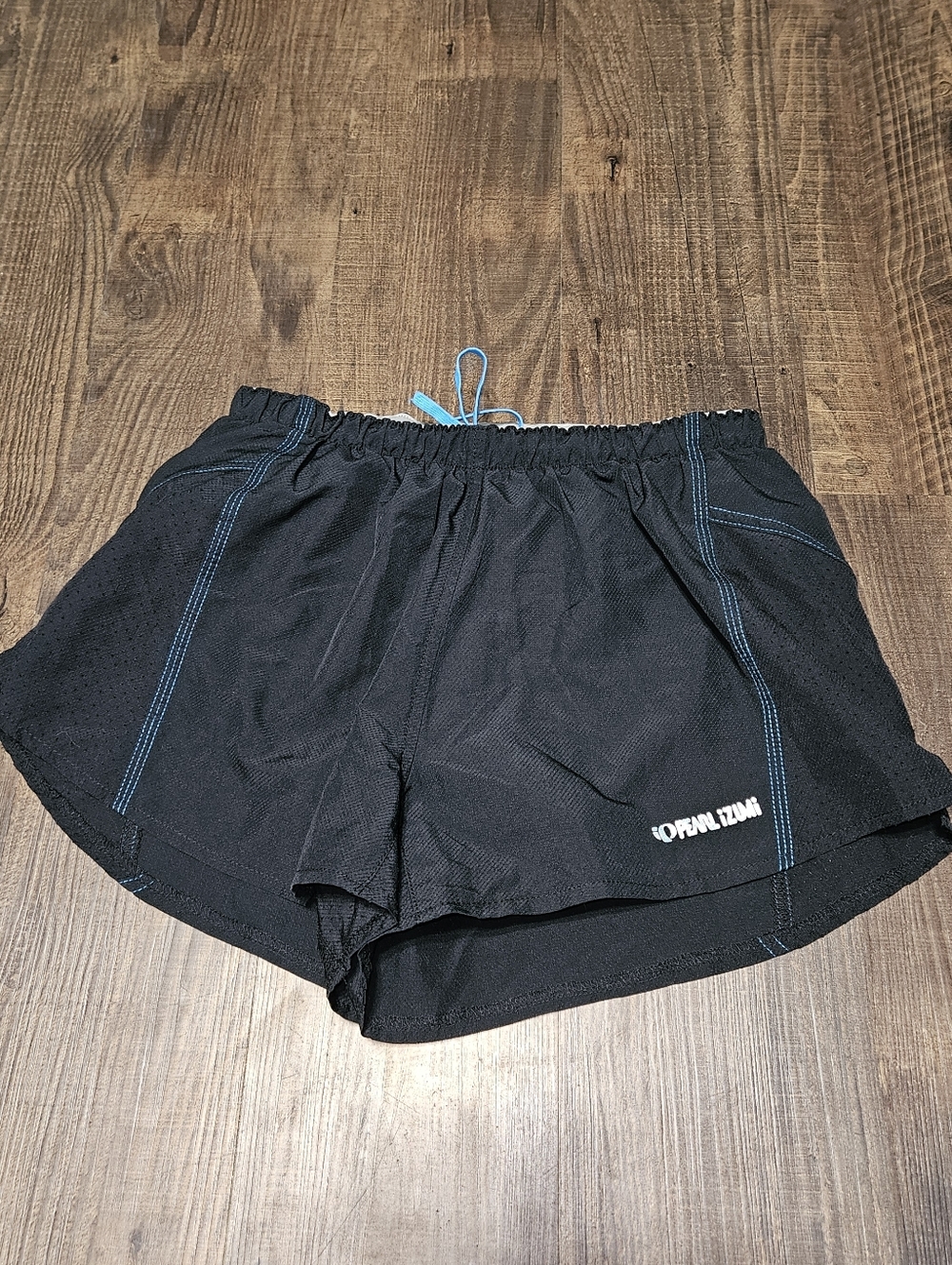 Pearl Izumi Infinity Split Shorts - Picture 2 of 4